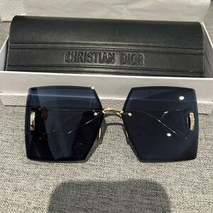 DIOR 30Montaigne S7U blue gold frame sunglasses